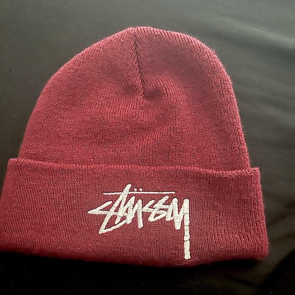 Stussy Beanie - Picture 1 of 3